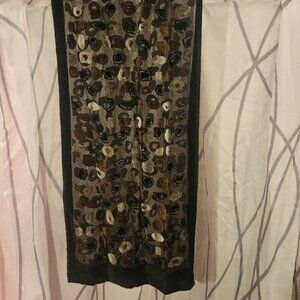 Textured Earth-Tone Statement Scarf – Artistic & Elegant